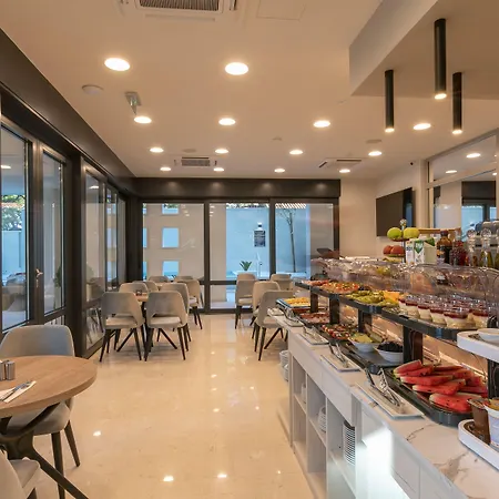 Hotel Antonio Makarska