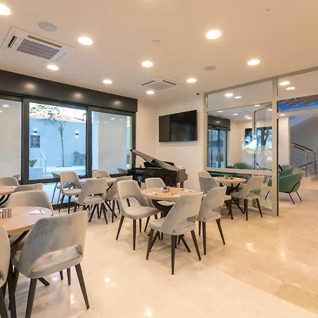 Antonio ماكارسكا