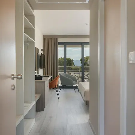 Hotell Antonio 4*