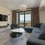 Antonio 4*